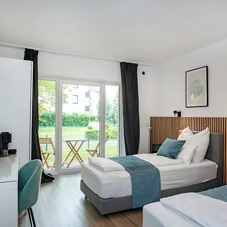 Three * Bonn